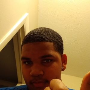 Meet your Posher, Desean